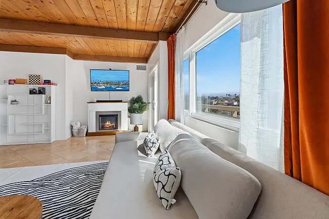 Photo - 3625 Kingsley St