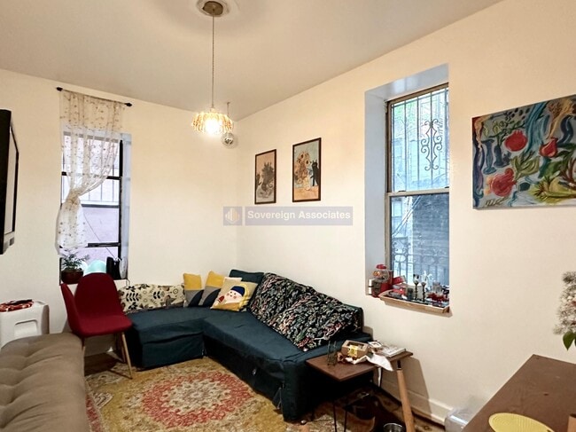 Photo - 201 W 105th St Apartamento Unidad 2