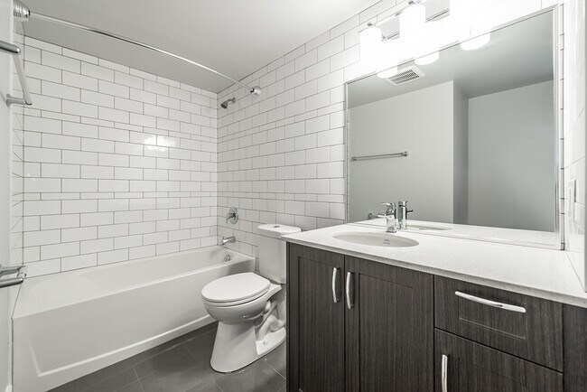 Photo - Brentwood Tower