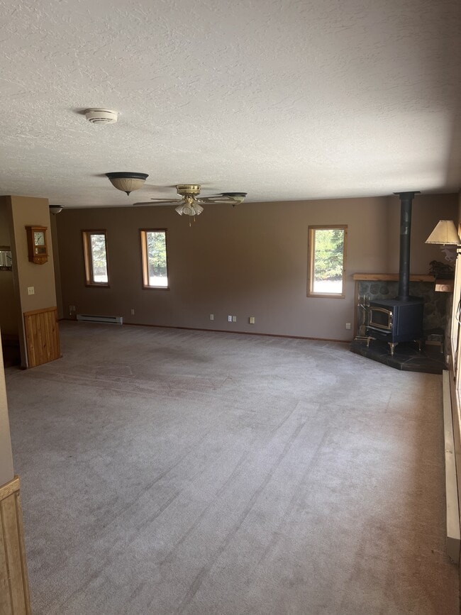 Photo - 32791 Bugle Ln