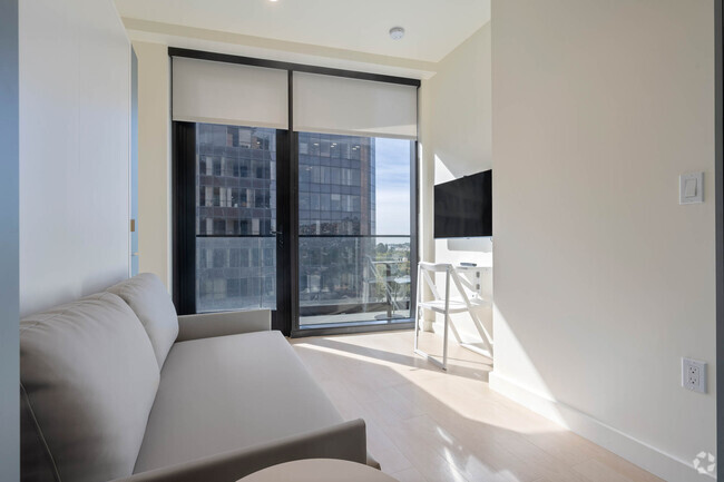 Building Photo - 6401 1/4 Wilshire Blvd-601B Unit 601B Rental