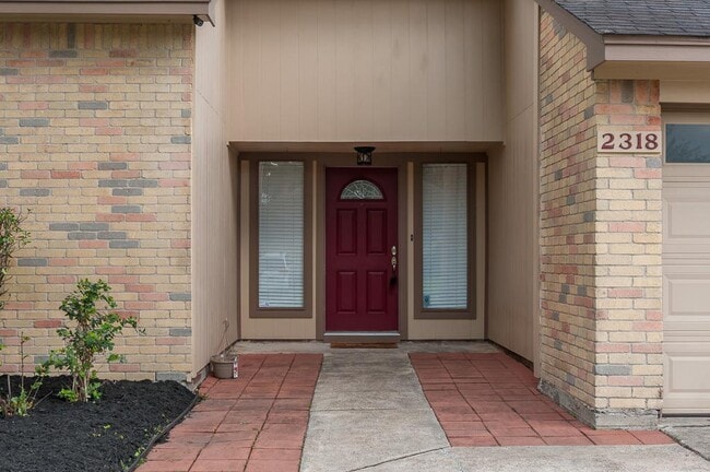 Photo - 2318 Colonial Ridge Dr