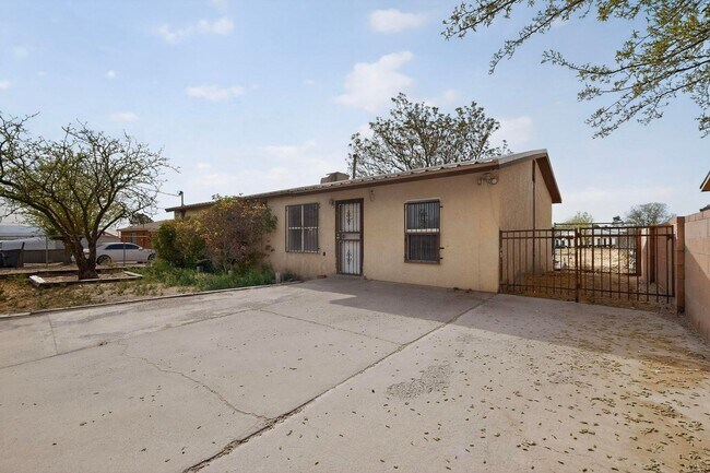 Photo - Rural South Valley 4 Bedroom  1.75 Bath 1256/sf