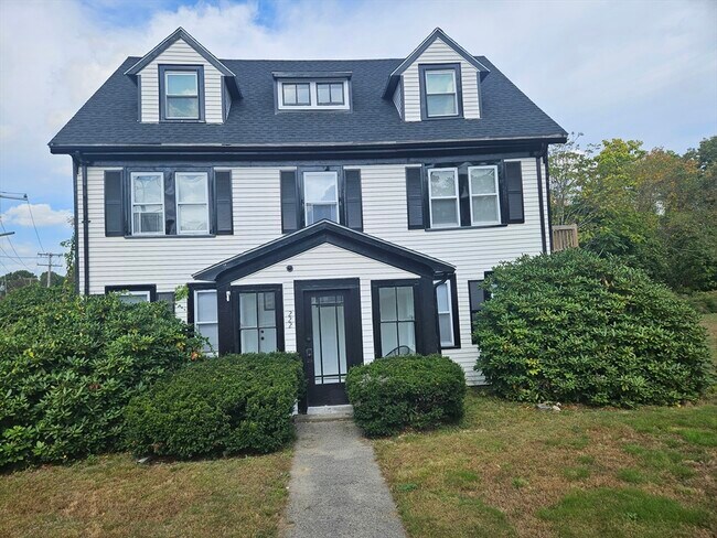 Photo - 222 N Main St Townhome