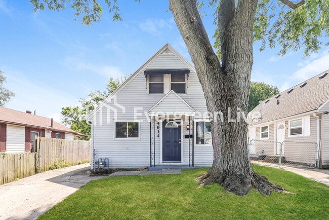 Building Photo - 4014 Woodcliffe Ave