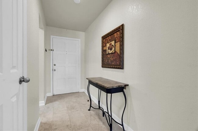 Photo - 701 Poinsettia Rd Unit 248