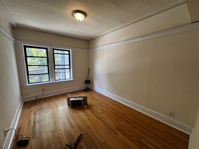 Photo - 2530 N Kedzie Blvd Unit 2N