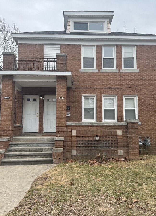 Building Photo - 4345-4347 Tyler Duplex Rental