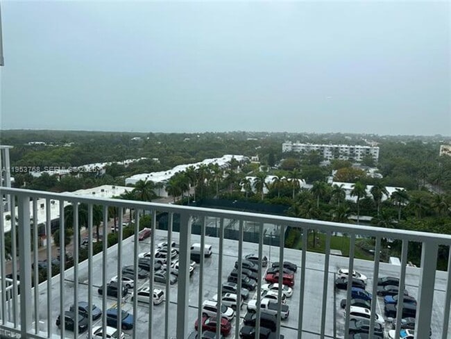 Photo - 881 Ocean Dr Unidad 881 Ocean Dr  10D