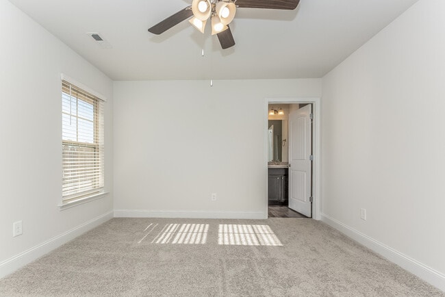 Photo - 236 Bermuda Lakes Dr