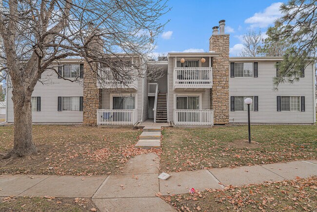 Building Photo - 14424 E Colorado Dr Unit 202