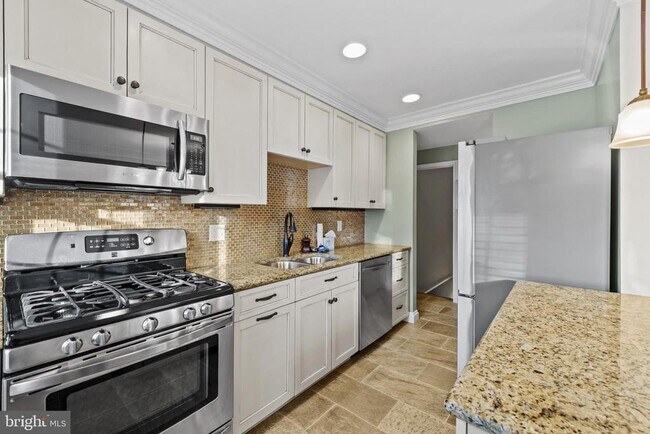 Photo - 169 Regester Ave