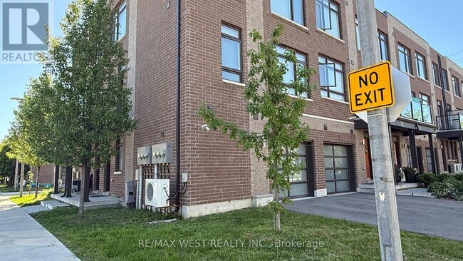 Photo - 1 Allward St