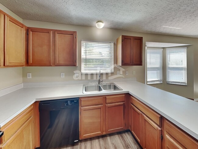 Photo - 1333 Sandrell Dr