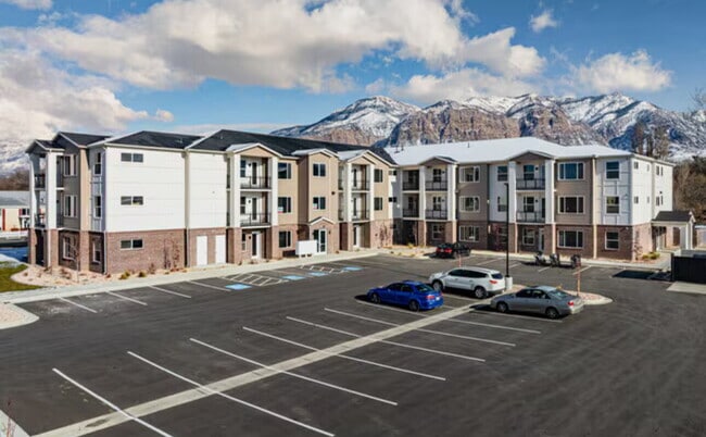 Photo - First Month's Rent FREE Unit 112