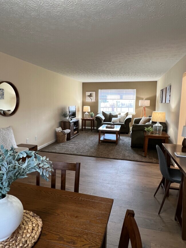 Photo - Greenleaf Meadows