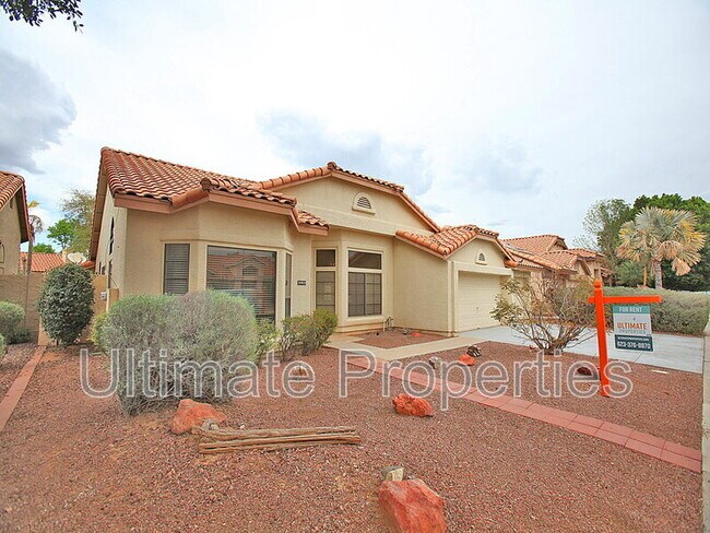 Building Photo - 10922 W Cottonwood Ln