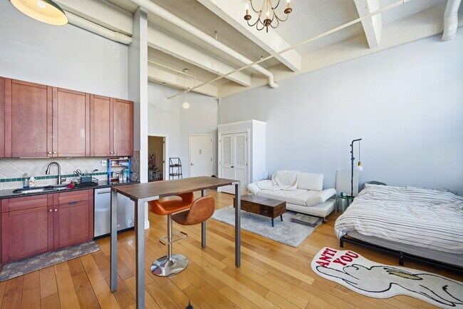 Photo - 300 COMMUNIPAW Ave Unit 113