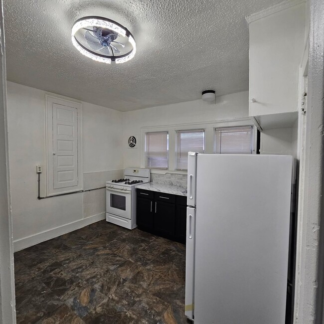 Photo - CALVERT FLR 2 Unit 1