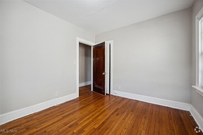Building Photo - 13108 Cedar Rd Unit 13110 Rental