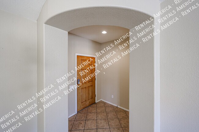 Photo - 869 E Waterview Pl