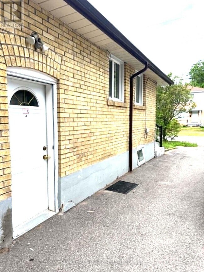 Photo - 38 Celeste Dr