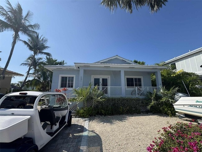 Building Photo - 241 W Seaview Dr Rental