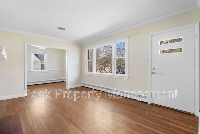 Photo - 7514 Woodman Rd