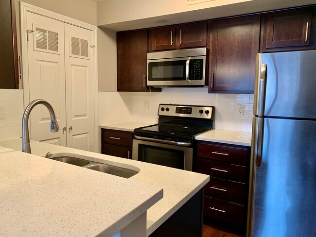 Photo - 425 W 9th St Condo Unit 203