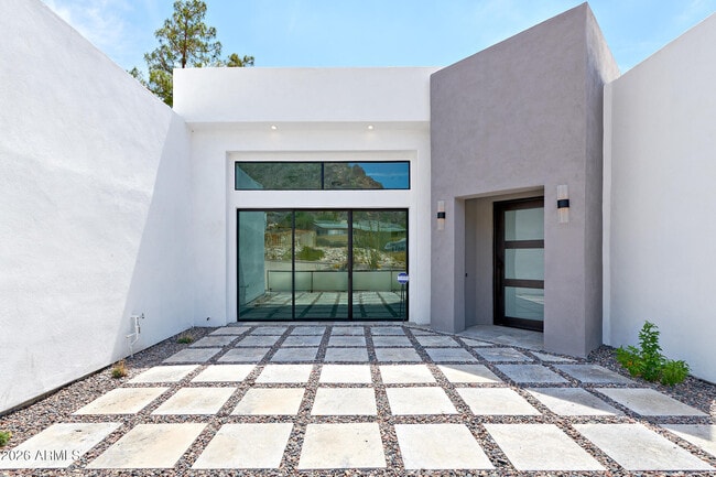 Photo - 2423 E Lincoln Cir