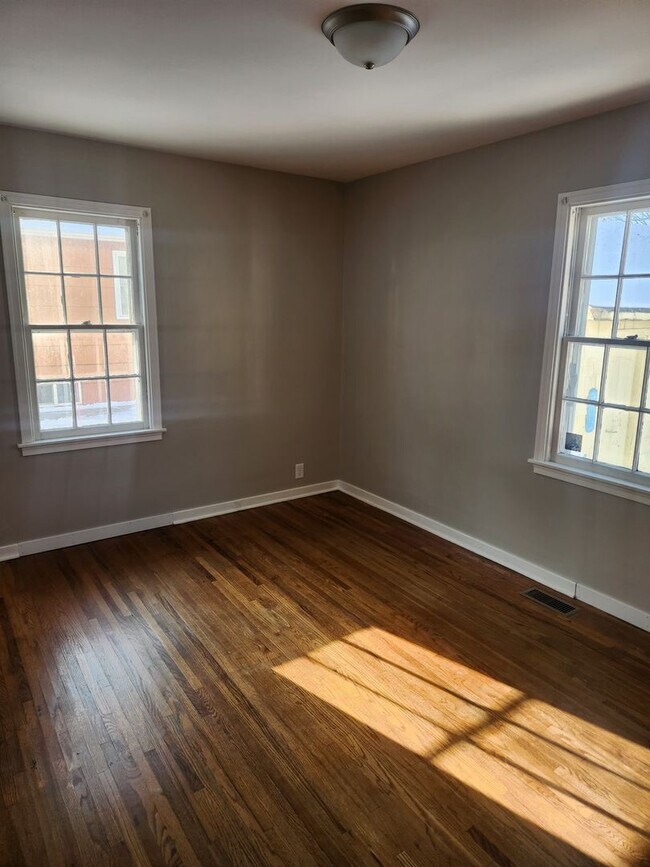 Photo - 4 bed 1 bath single family house.