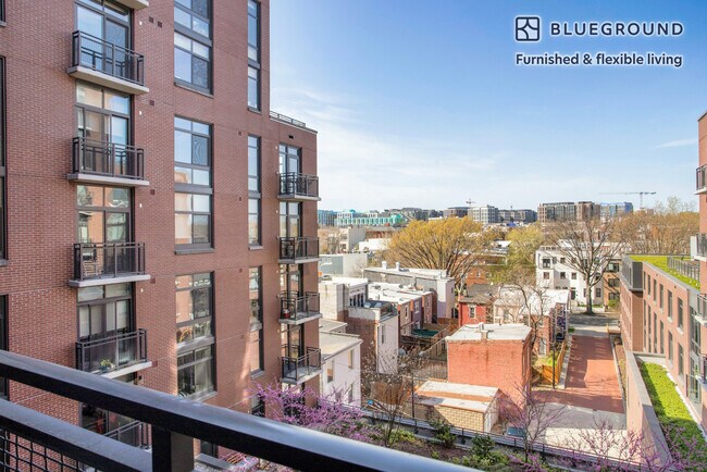 600 H St NE Unidad SI FL5-ID511
