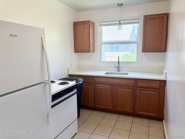 Photo - 206 Josephine Ave