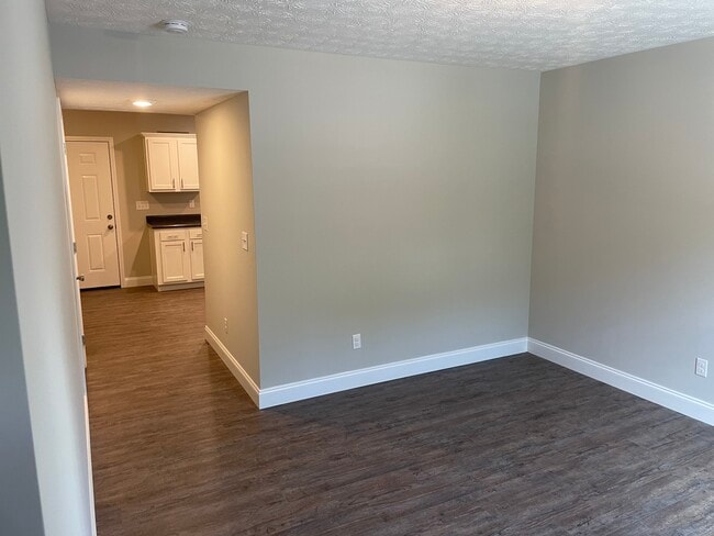 Photo - 2005 S Kentucky Ave