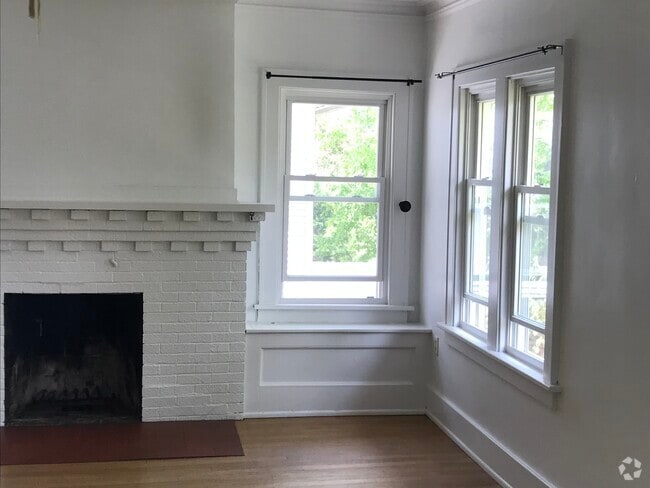 Building Photo - 1429 M.L.K. Jr St SE Rental
