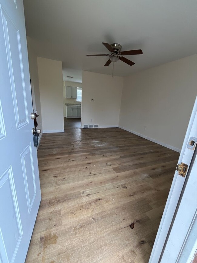 Photo - 1001-1007 Brown Road Unit 1007