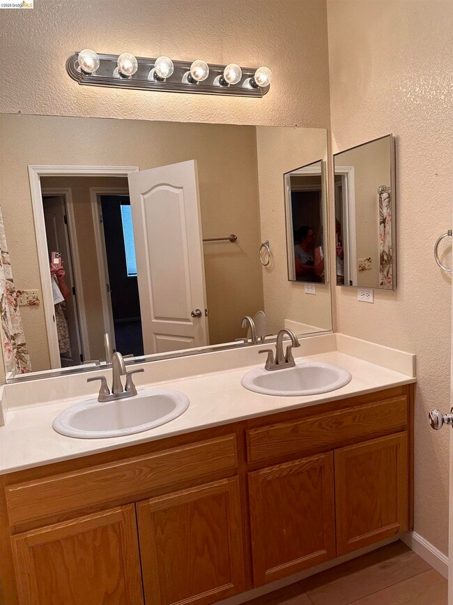 Photo - 227 Carter Pl