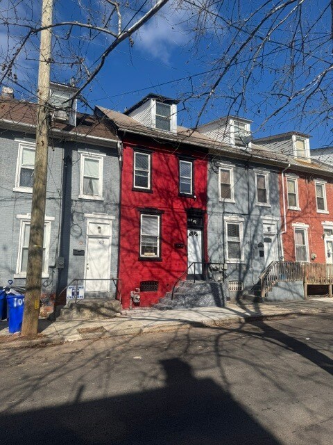 Photo - 109 N Warren St