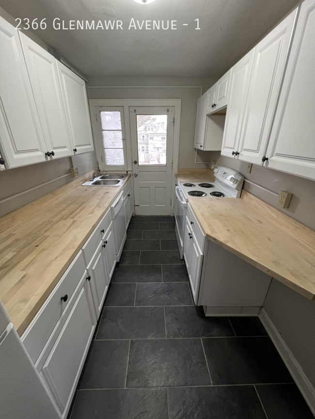 Photo - 2366 Glenmawr Ave Unit 1