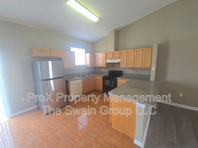 Photo - 1428 Bluff Loop