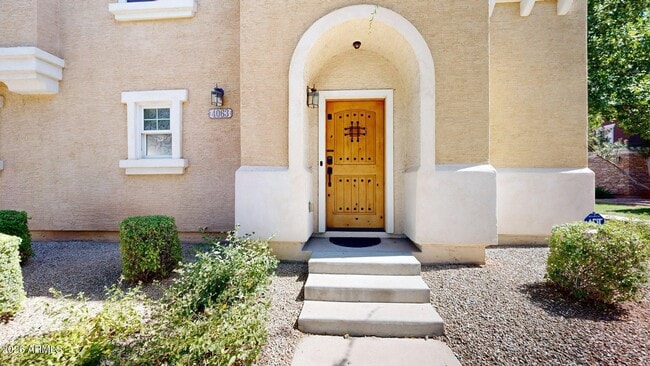 Building Photo - 4063 E Windsor Dr