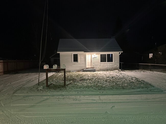 Building Photo - 1445 Lacey St