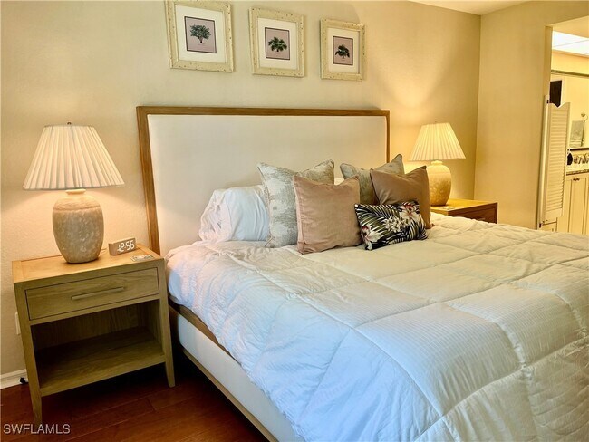 Photo - 853 Tanbark Dr Unit 203