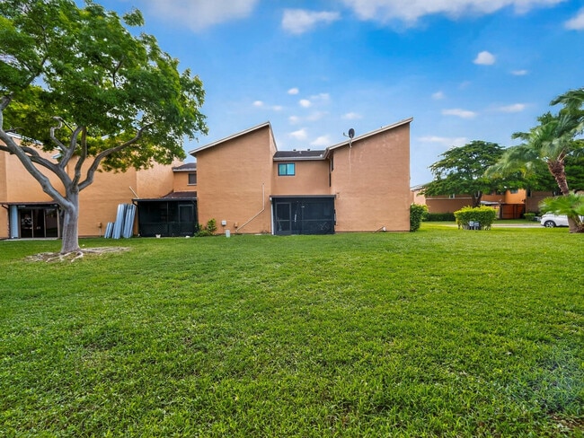 Photo - 8009 NW 71st Ct