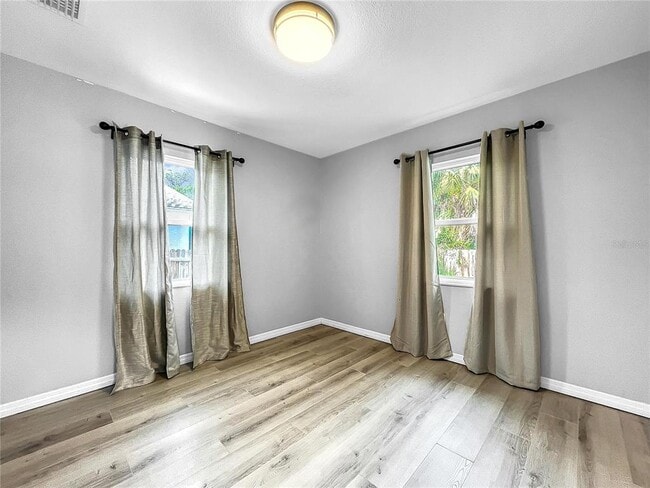 Photo - 6809 S Himes Ave
