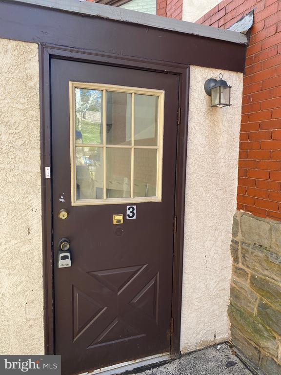 Photo - 762 E High St Unit 3