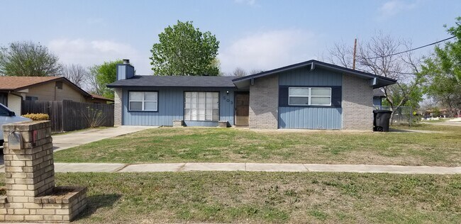 Photo - 503 Demya Dr House