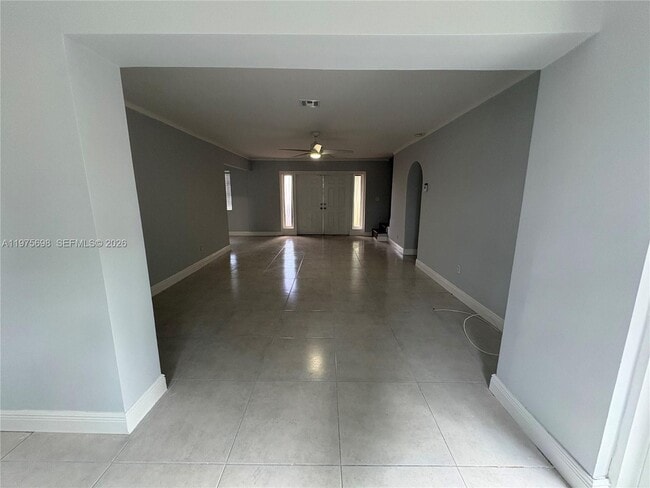 Photo - 3600 SW 32 Ave