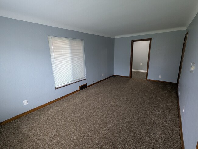 3805 Torrance Dr Unit 2