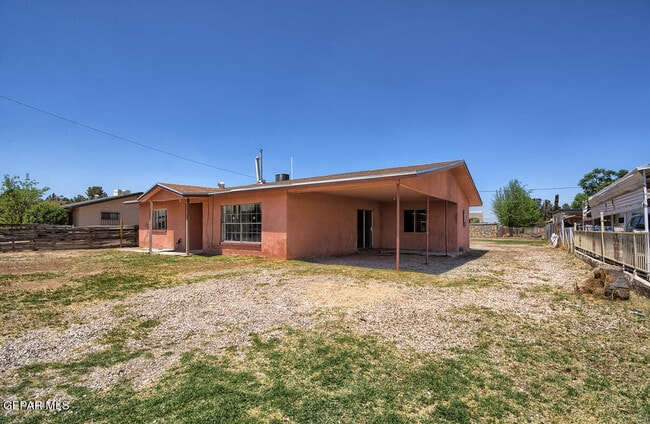 Photo - 385 Mireles Ct House